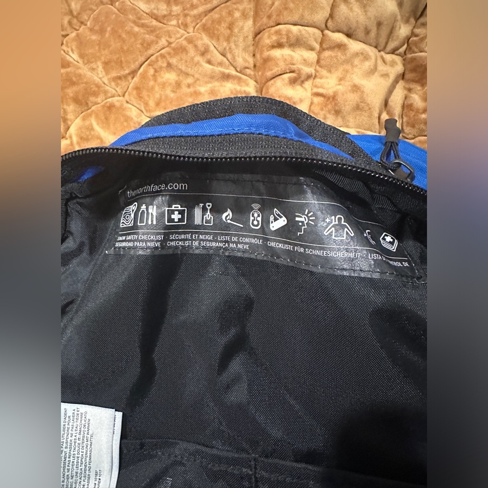 2022 NEW
Supreme x The North Face Summit Series Rescue Chugach 16 Backpack Blue - Picture 6 of 12